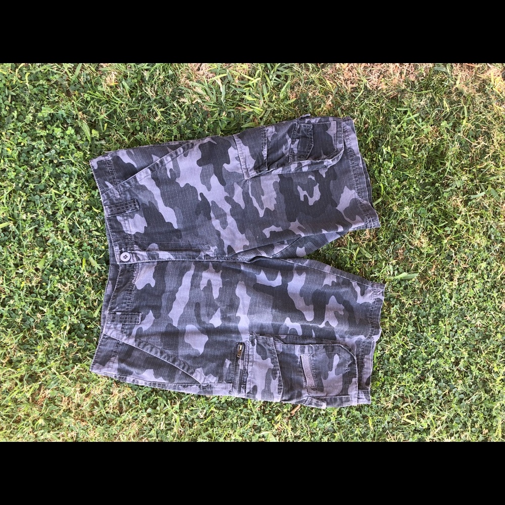⚠️Limited Time⚠️Camo Cargo Shorts